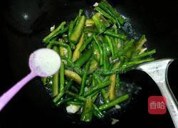 绿茄子烧豆角的做法图解6