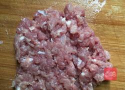 酸菜肉末的做法图解2