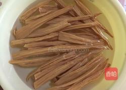 炝炒腐竹的做法图解2