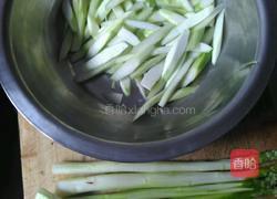 芦笋炒羊肉的做法图解1