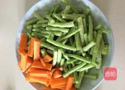 豆角焖面的做法图解1