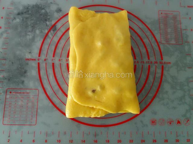 右边折一下
