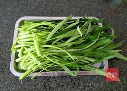 水焯空心菜的做法图解1