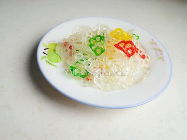 原材料：虾片（菜籽油没放一起拍照）
