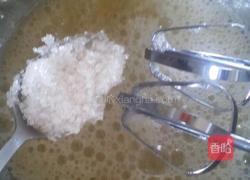 原味戚风蛋糕的做法图解9