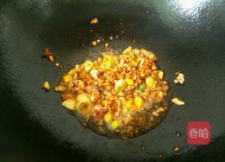 胡萝卜黄豆炒肉末的做法图解8