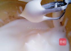 红丝绒戚风蛋糕的做法图解2