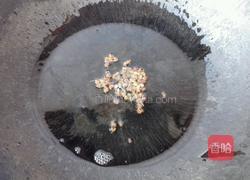 蒜苔炒素鸡的做法图解2