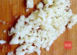 蒜香西瓜皮的做法图解4