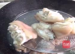 黄豆炖猪蹄的做法图解2