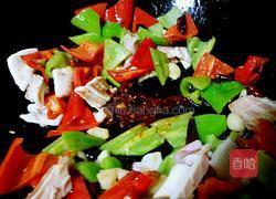 双椒爆鲜鱿的做法图解11