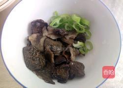 松菇鲅鱼丸的做法图解3