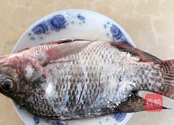 番茄鱼的做法图解1