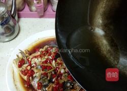 剁椒鱼头的做法图解5