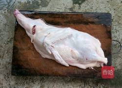 土豆焖鸭的做法图解1