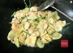 黄瓜炒豆干的做法图解5