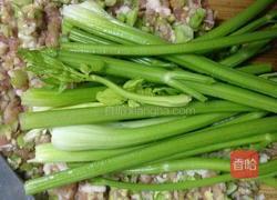 芹菜猪肉包子的做法图解7