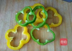 彩椒圈煎饭的做法图解3