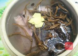 茶树菇炖鸡汤的做法图解5