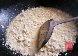 豆腐炒鸭蛋的做法图解4