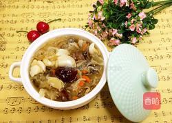 银耳百合炖红枣的做法图解8