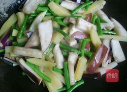 土豆茄子炖豆角的做法图解5