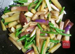 土豆茄子炖豆角的做法图解7