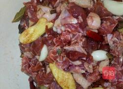 香辣土豆闷鸭的做法图解3