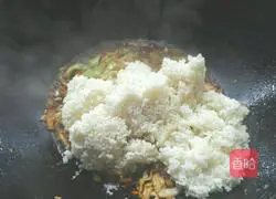 Fried rice recipe illustration 9