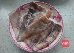 彩椒洋葱炒鱿鱼的做法图解3