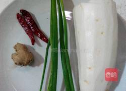 炒白萝卜丝的做法图解1