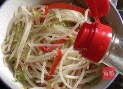 凉拌绿豆芽的做法图解5