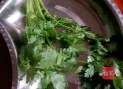 白萝卜炖牛腩的做法图解2