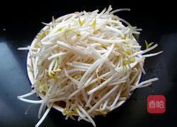 酸辣绿豆芽的做法图解3