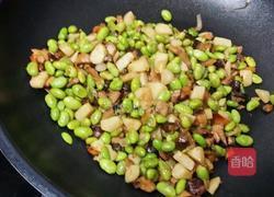 冬菇馬蹄炒毛豆的做法图解6