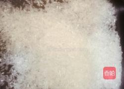 鲜美鱿鱼香粥（潮州风味）的做法图解1