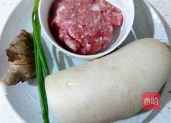 丸子白萝卜汤的做法图解1