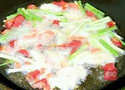 炝炒绿豆芽的做法图解2