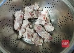 白萝卜排骨汤的做法图解4