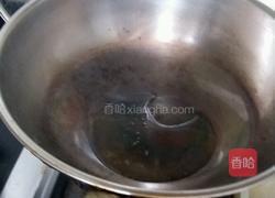 清酒炒花哈的做法图解1