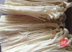培根金针菇的做法图解1