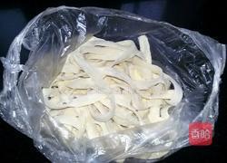 肉末拌面的做法图解1