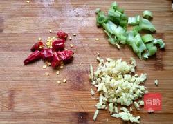 肉末拌面的做法图解2