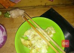 西葫芦炒蛋的做法图解1