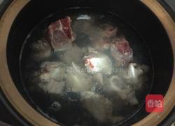 排骨炖白萝卜汤的做法图解2
