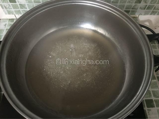 西米大概煮20分左右，煮到看不到白色的