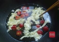 圣女果蛋花汤的做法图解6