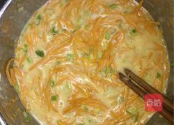 南瓜鸡蛋饼的做法图解3