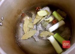 胡萝卜玉米炖排骨的做法图解5