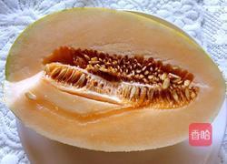 哈蜜瓜葡萄的做法图解1